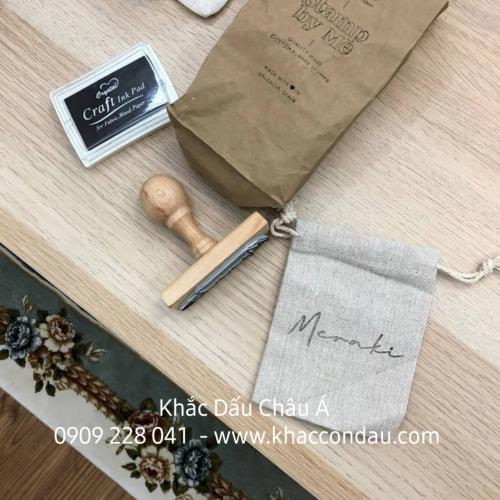 Khắc Con Dấu In Lên Túi Giấy