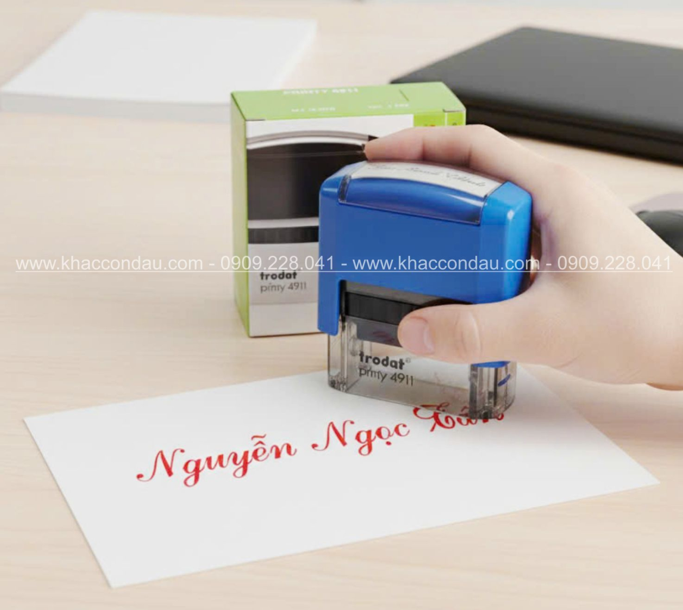 con dấu mộc tên